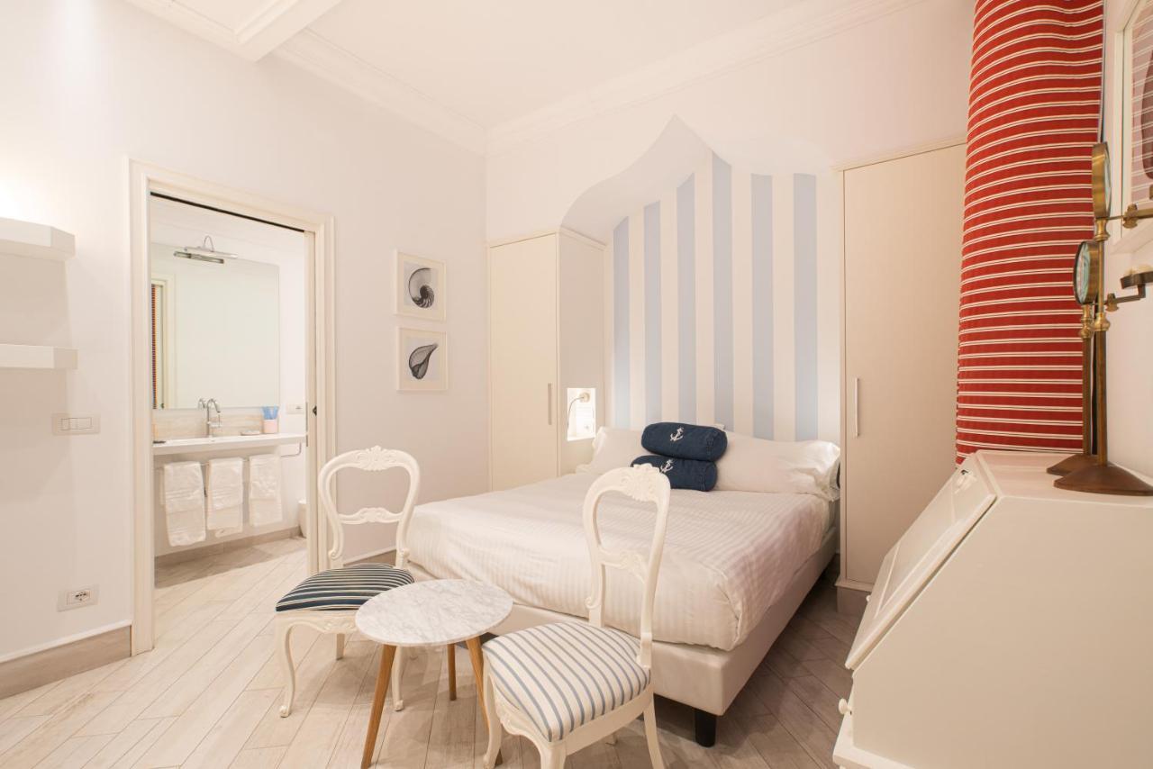 Hotel Marina Charming Rooms フィナーレ・リーグレ エクステリア 写真