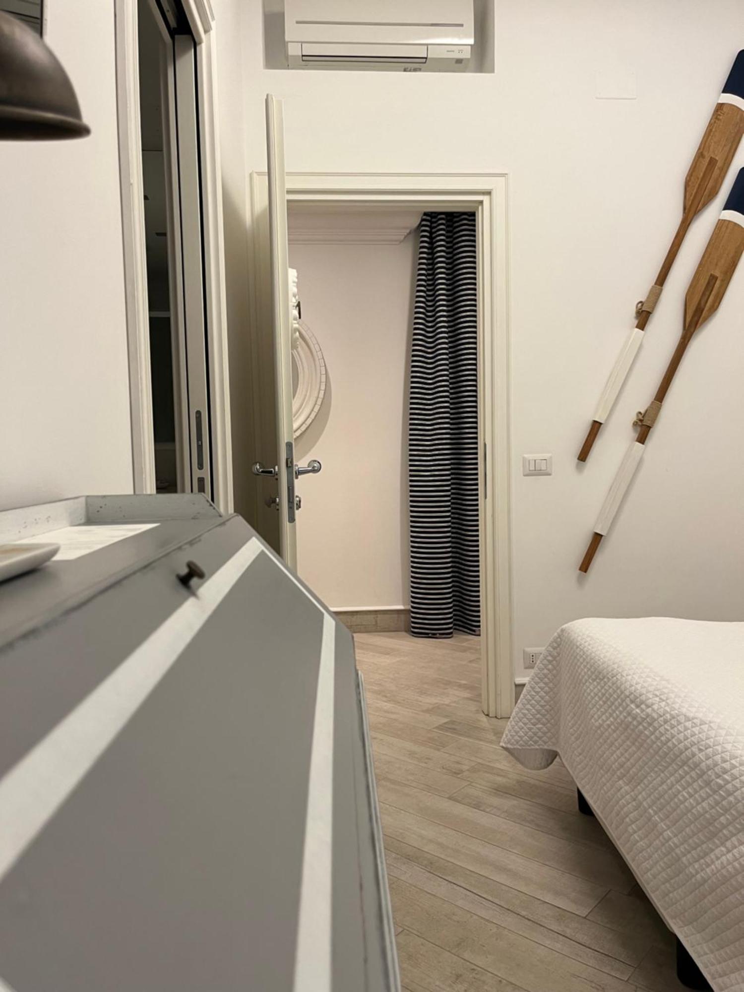 Hotel Marina Charming Rooms フィナーレ・リーグレ エクステリア 写真