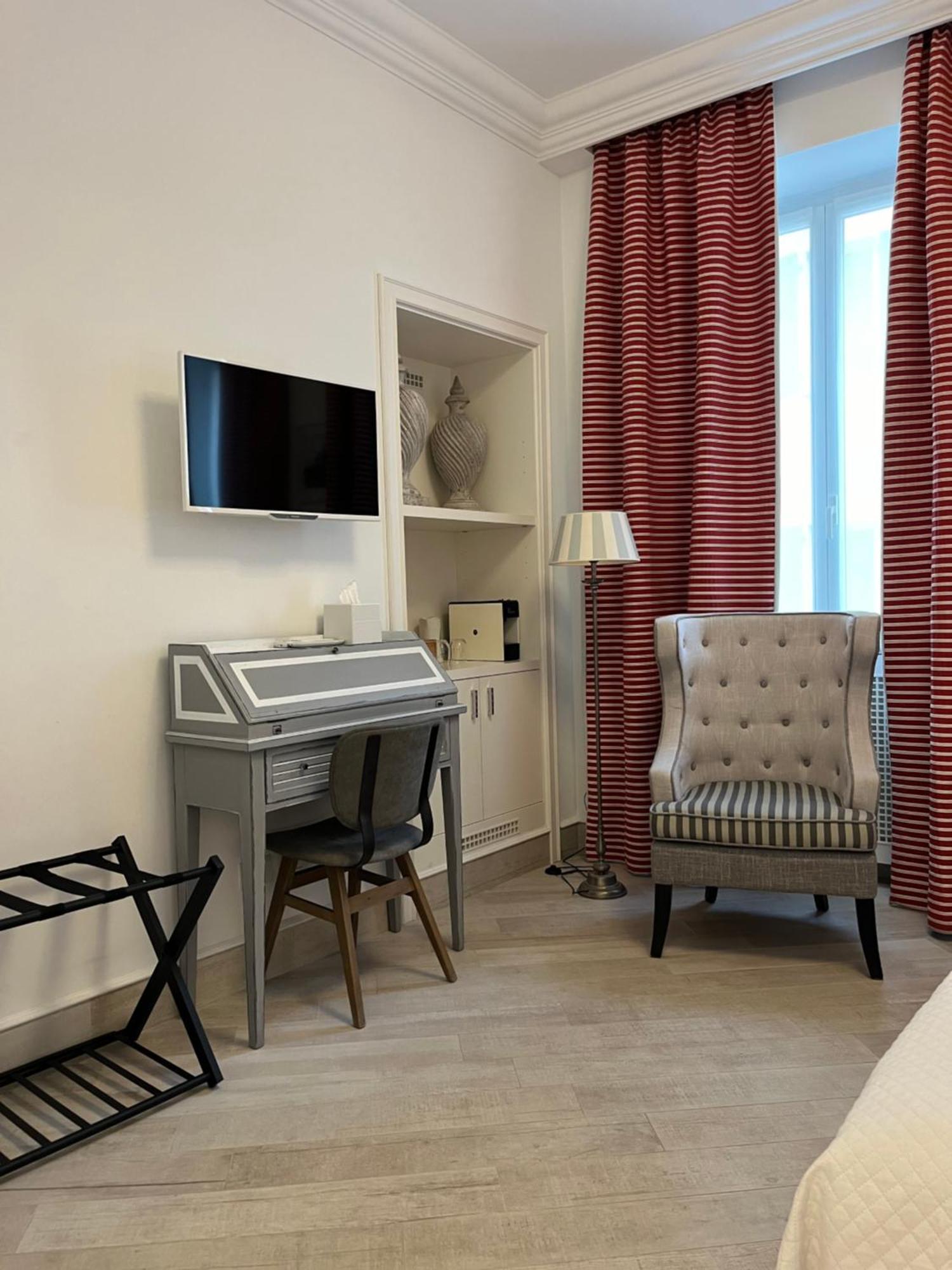 Hotel Marina Charming Rooms フィナーレ・リーグレ エクステリア 写真