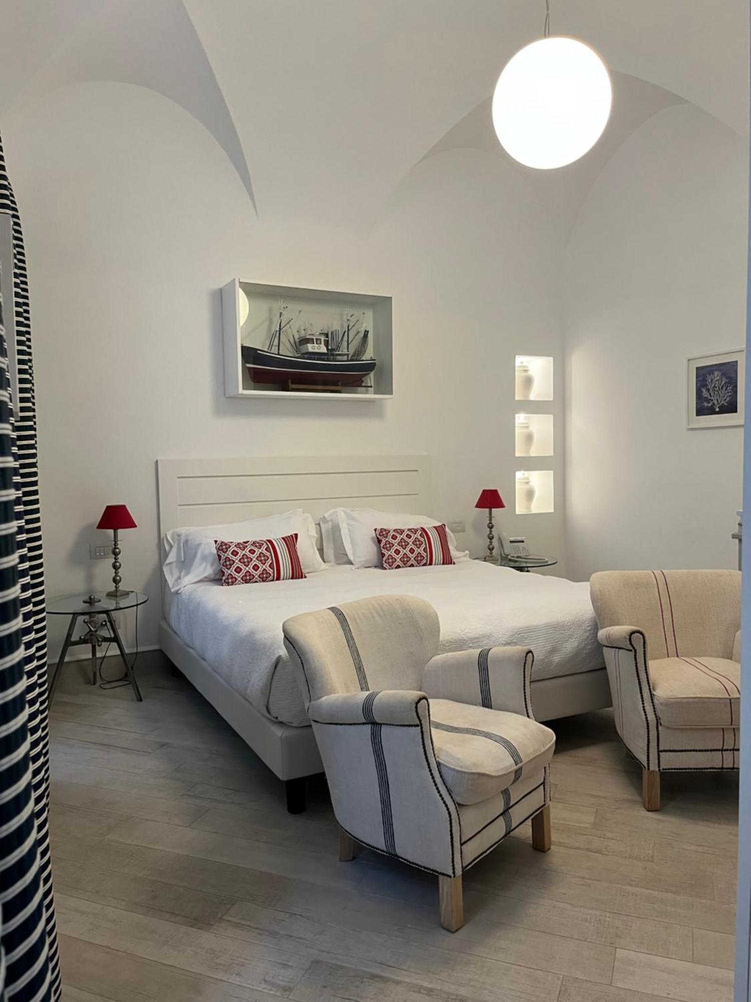 Hotel Marina Charming Rooms フィナーレ・リーグレ エクステリア 写真